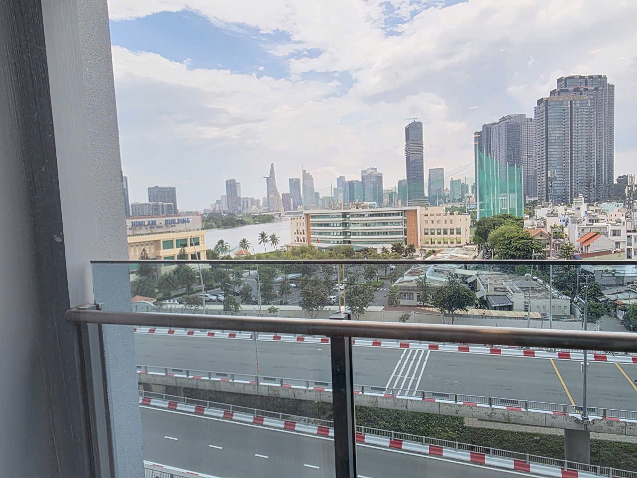 Sunwah Pearl White House 2BR for rent – Low floor, fully furnished