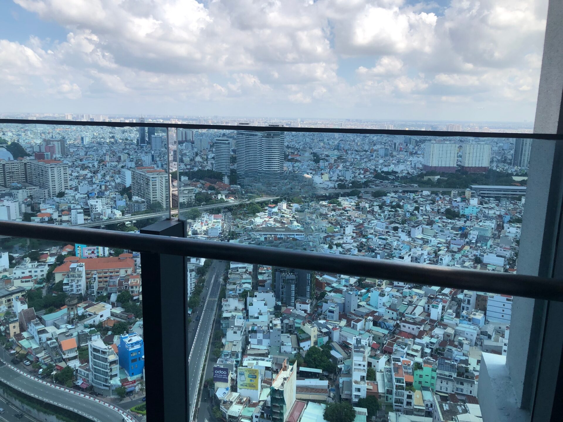 High Floor 1 Bedroom For Rent In Sunwah Pearl With City View