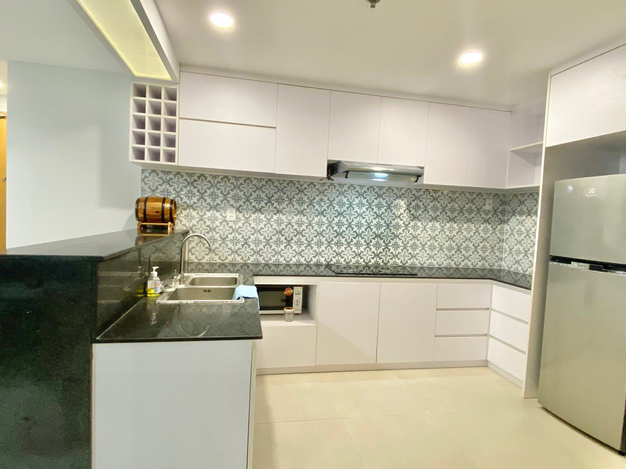 High floor 2BR for rent in Masteri Thao Dien - Modern furnished