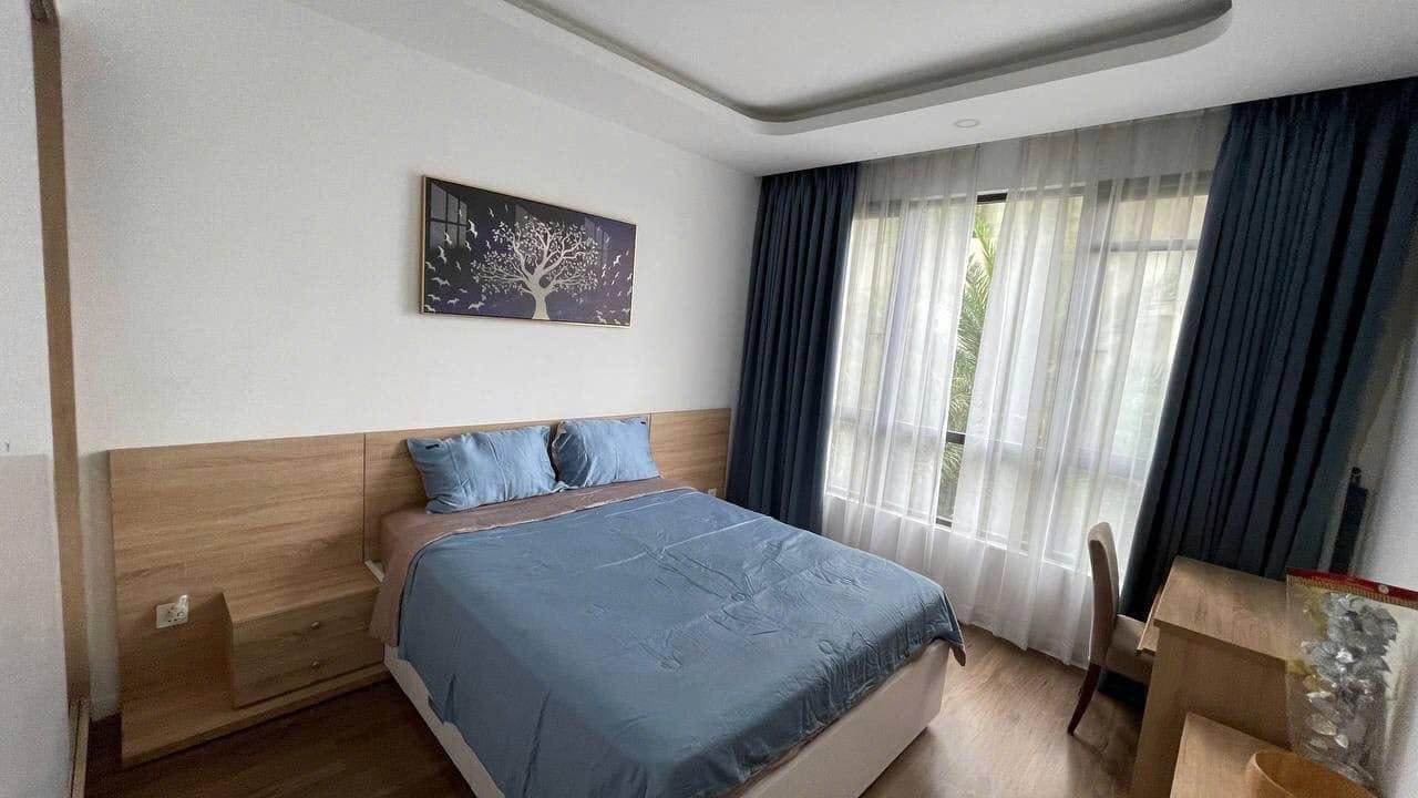 Low floor 3 bedrooms for rent in Estella Heights – Luxury furnished