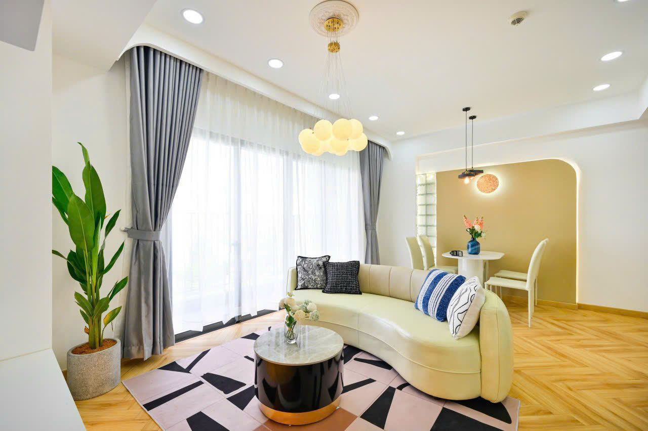 Rent 2 bedroom apartment in Masteri Thao Dien – Bright & elegant interior