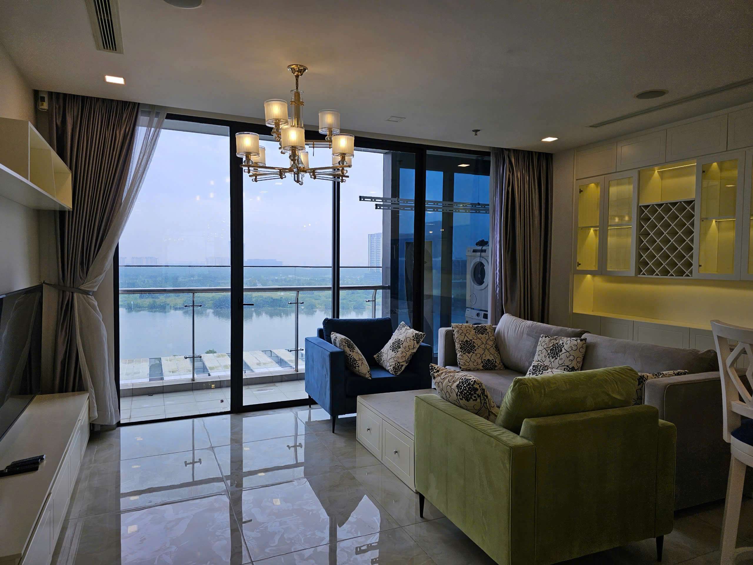 River View 3 Bedroom For Rent In Vinhomes Golden River