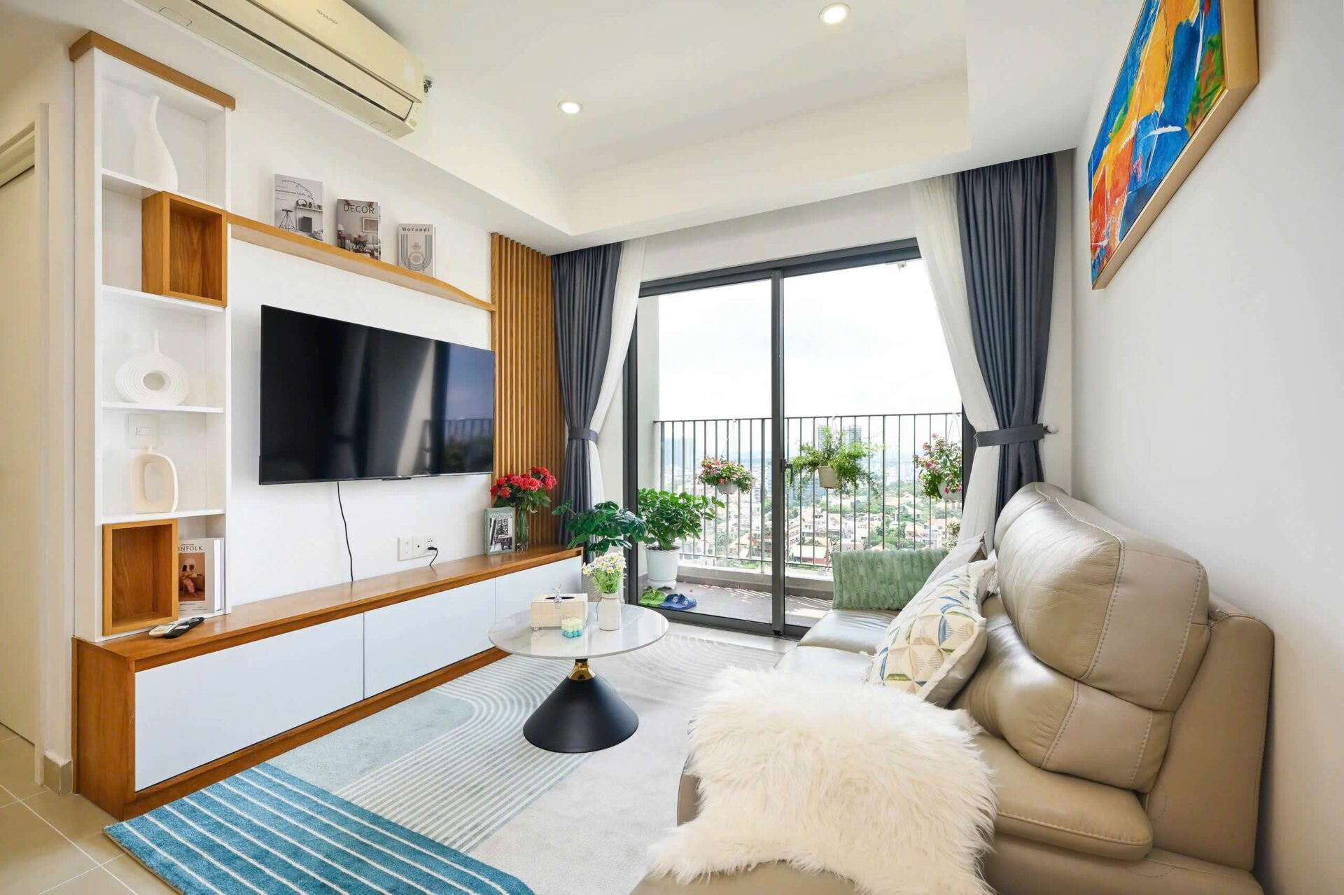 Stylish 2 bedroom for rent in Masteri Thao Dien with stunning city view