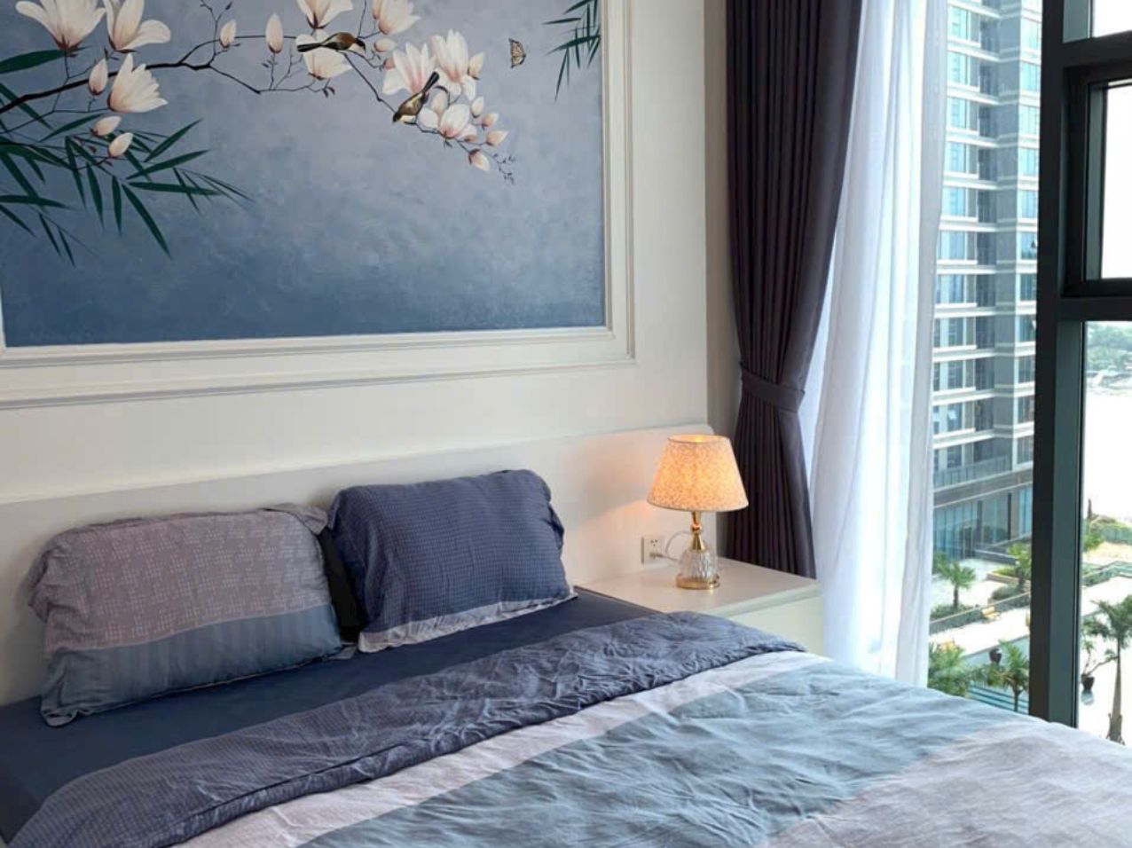 Sunwah Pearl 1 bedroom apartment for sale Vietnam quota, river view