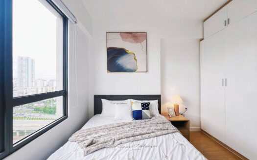Modern 2BR flat for rent in Masteri Thao Dien - City view, high floor