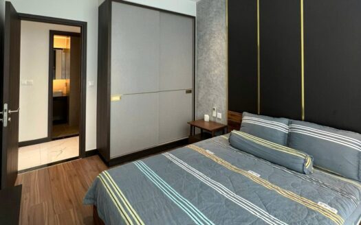 River view 2 bedroom for rent in Empire City with elegant design
