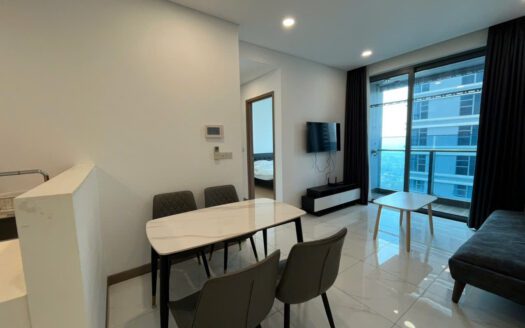 1 bedroom apt for rent in Sunwah Pearl – Modern furniture, open view