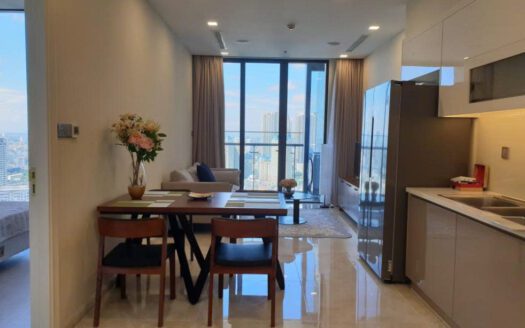 Furnished 1 bedroom for rent Vinhomes Golden River - City view