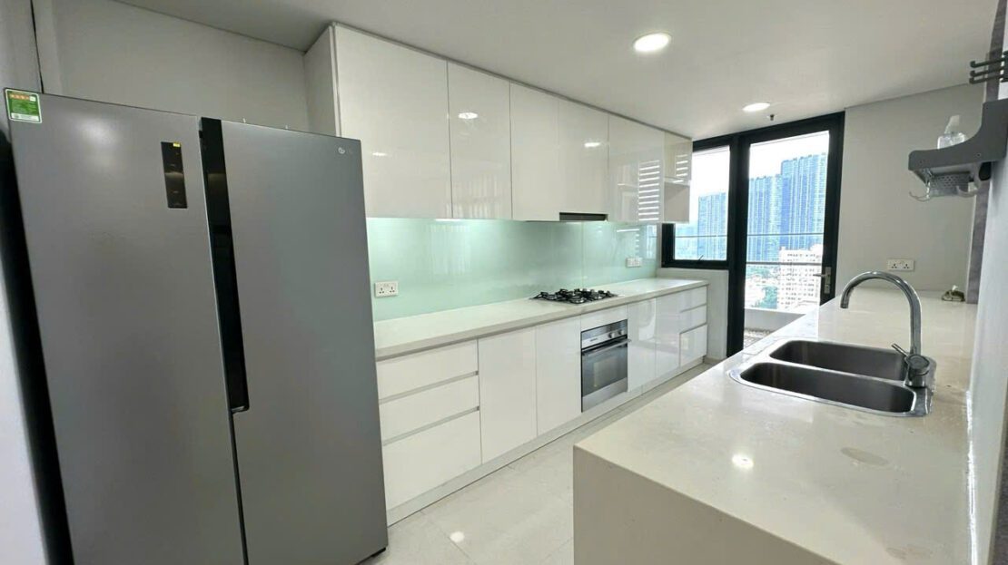 High floor 3BR apartment in City Garden - Gorgeous skyline view