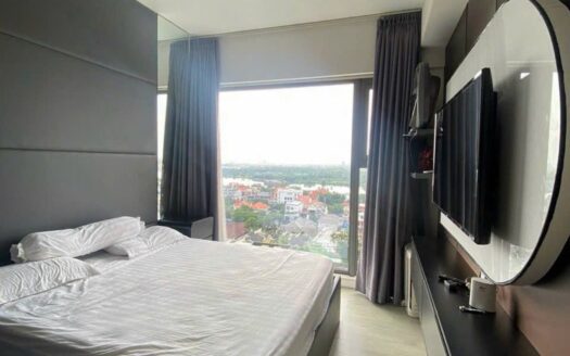 River view 2BR apartment for rent in Gateway - Colorful design
