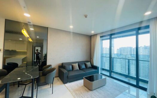 Sunwah Pearl 2 bedrooms for rent high floor | L81 & river view