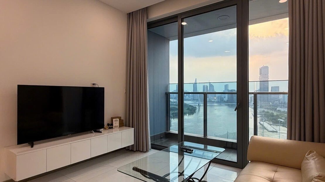 2 bedrom apartment for rent in Sunwah Pearl Binh Thanh with river view