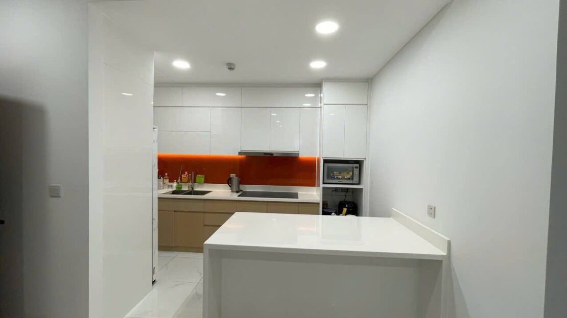 modern 2 bedroom apartment for rent - open river view