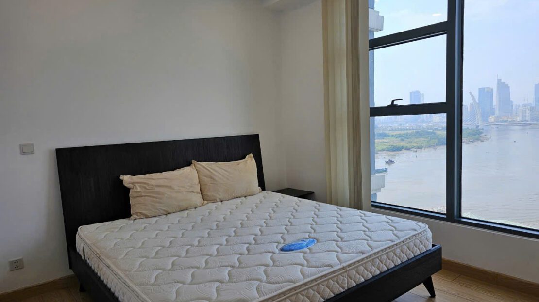 River view 2 bedroom for rent in Sunwah Pearl Binh Thanh