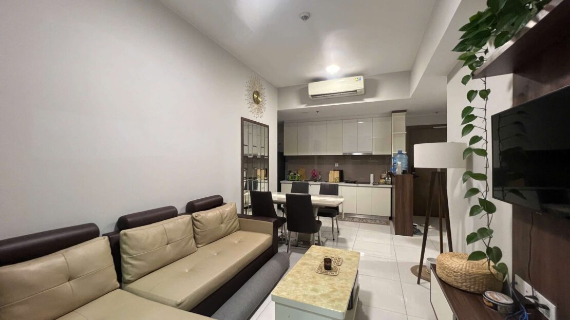 cozy 2 bedroom apartment Masteri An Phu for rent - minimal design