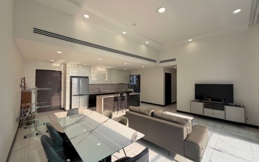 Empire City 3BR apartment for rent - Low floor, river view