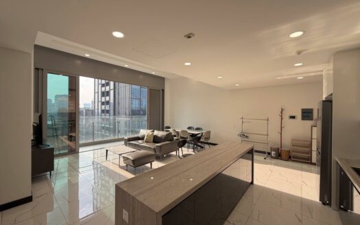 Empire City 3BR apartment for rent - Low floor, river view