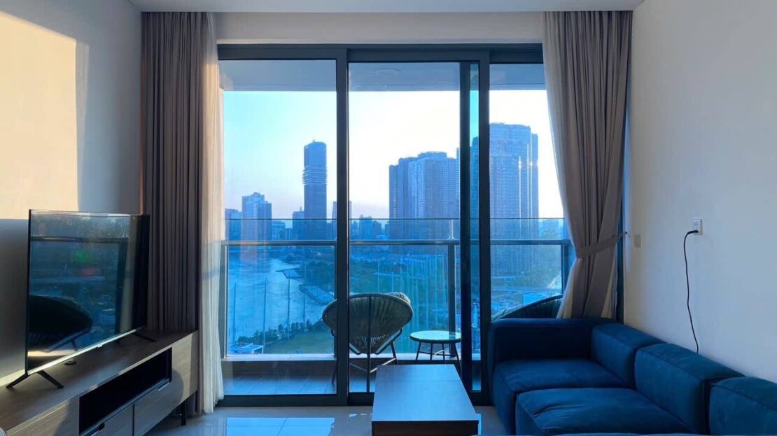 sunwah pearl white house 2 bedroom aapartment for rent with river view