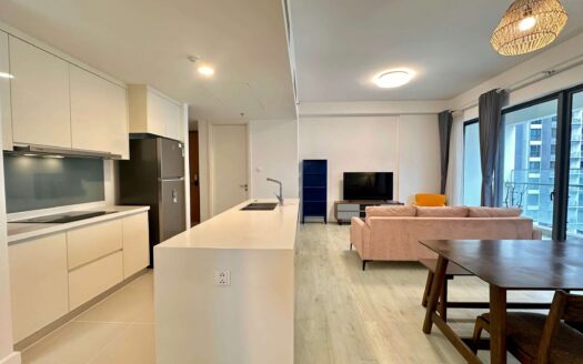 Gateway Thao Dien 2BR for lease with a view of Landmark 81