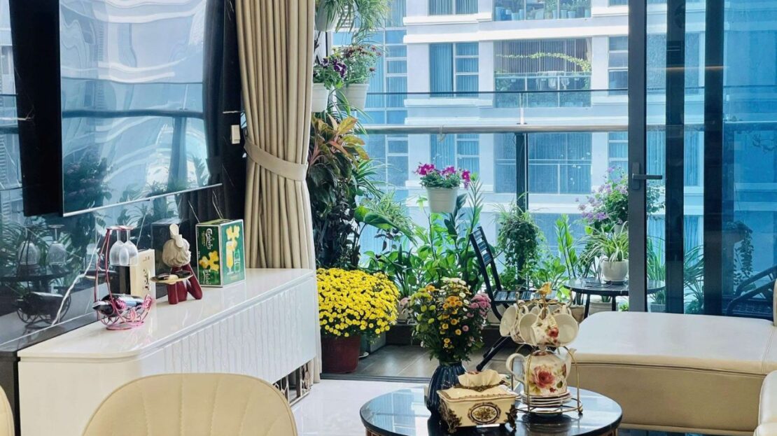 High-end 2BR apartment for rent at Sunwah Pearl | 2BR+1 |106m2