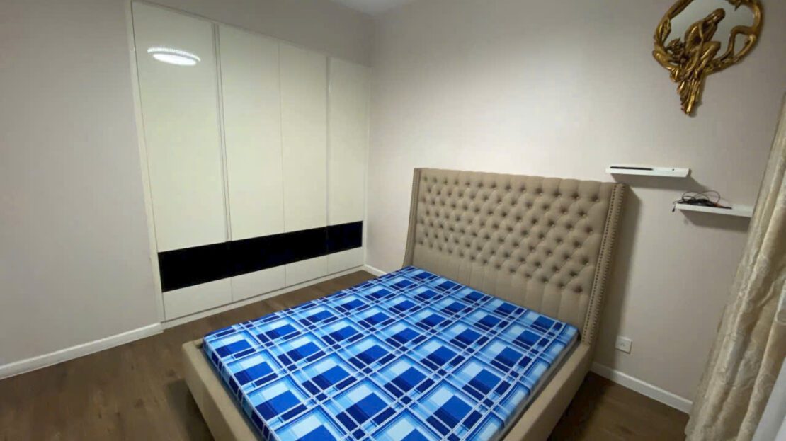The Estella Residence: 3 bedroom rental in Estella Heights