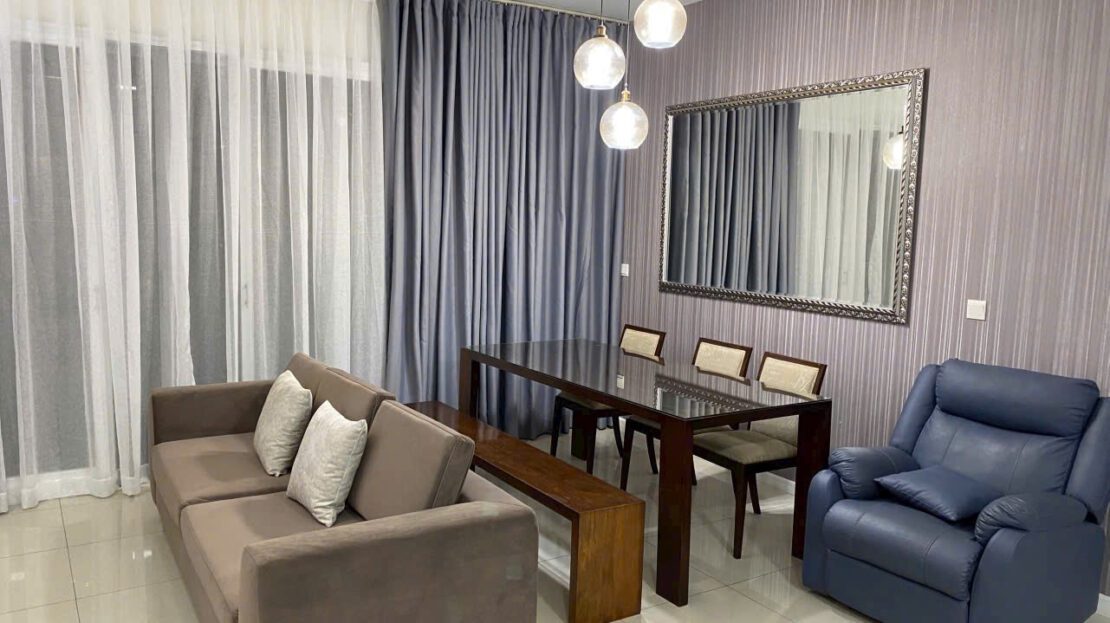 The Estella Residence: 3 bedroom rental in Estella Heights