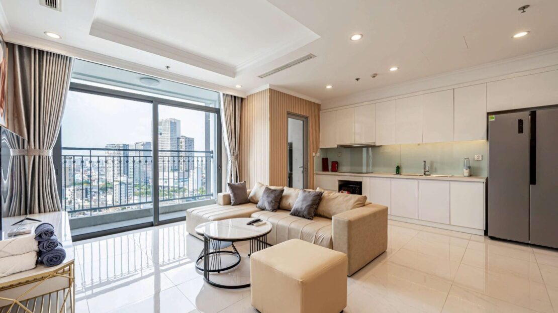 Vinhomes Central Park 3 bedrooms for rent: Great City View