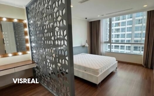 Spacious Vinhomes Central Park 4 bedrooms for rent high floor