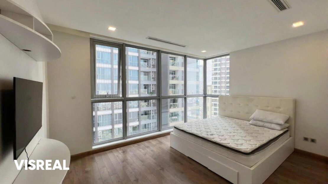 Modern 3 bedroom rental Vinhomes Central Park spacious 112m2