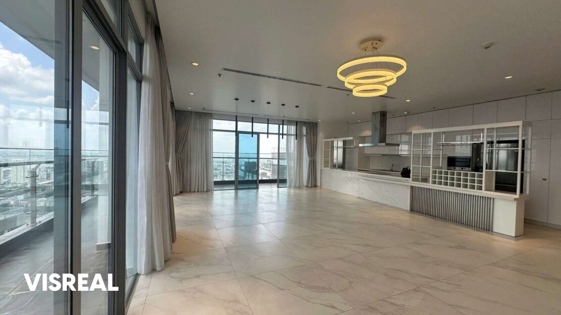Penthouse 4 bedroom for rent Vinhomes Central Park city view