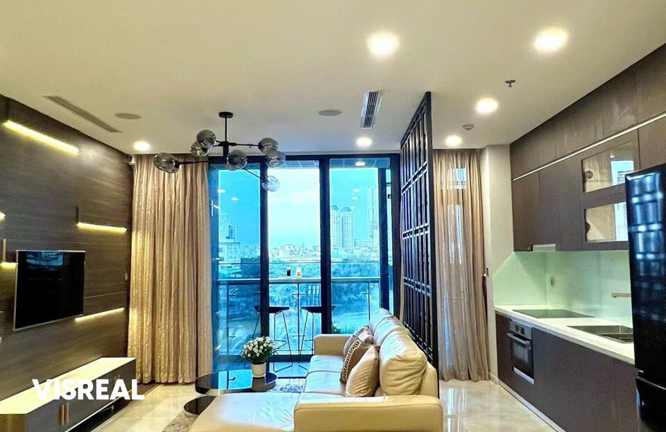 Low Floor 3 Bedroom for Rent Vinhomes Golden River – 101m² River View