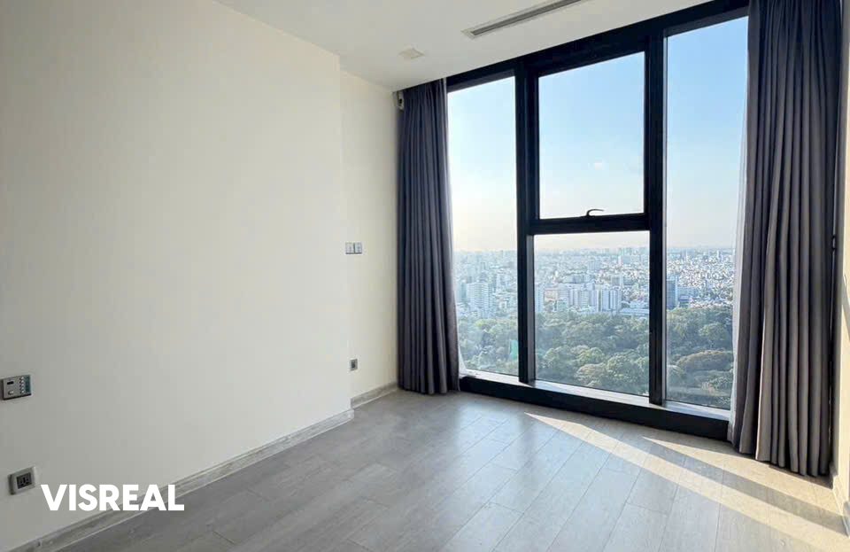 Vinhomes Golden River 3 Bedroom for Rent with Basic Furniture - 110m² open city view